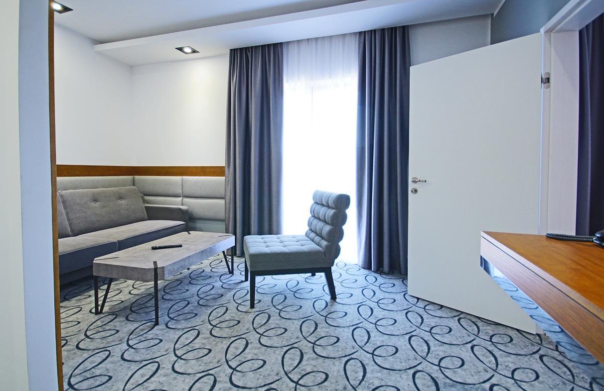 Hotel Kozak Хелм Экстерьер фото
